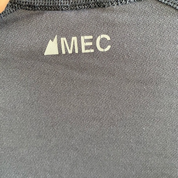 MEC long sleeve - Picture 3 of 3